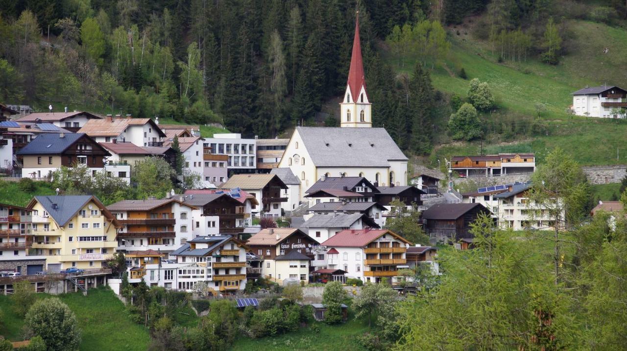 Apart Garni Dorfblick Hotell Kappl  Exteriör bild